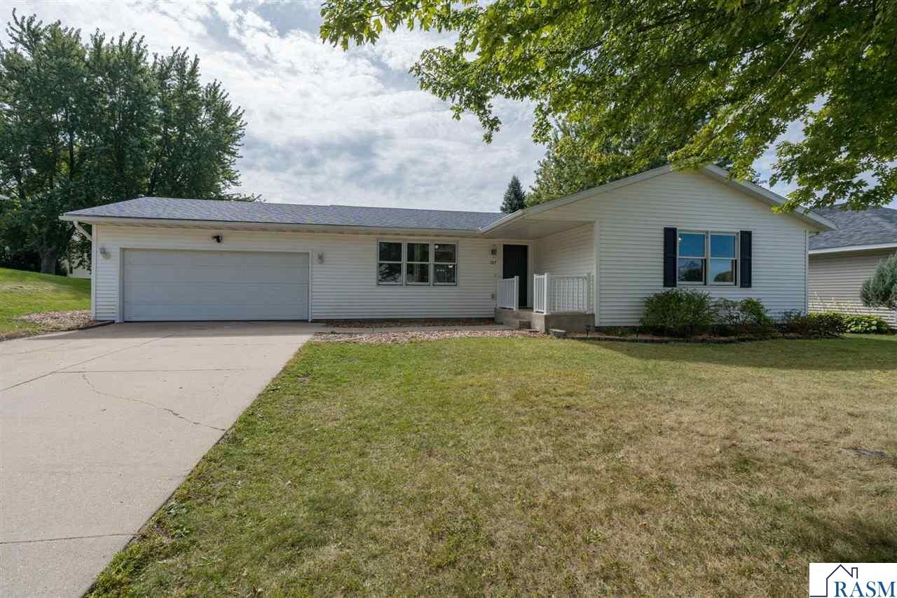 Property Photo:  107 Meadow Lane  MN 56048 