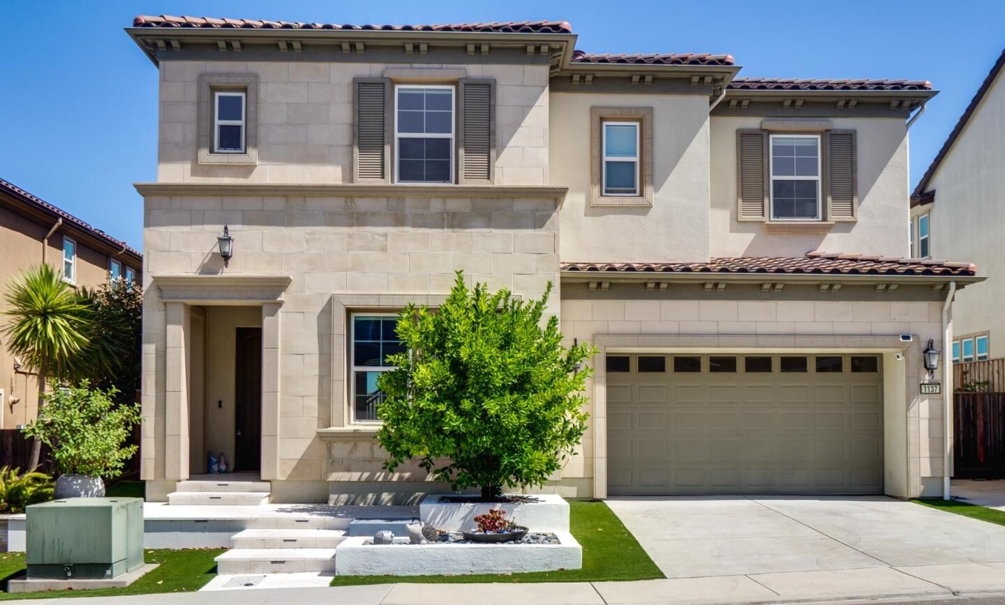 Property Photo: 1137 Rosamund Drive CA 94582