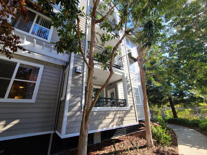 Property Photo:  1982 West Bayshore Road 216  CA 94303 