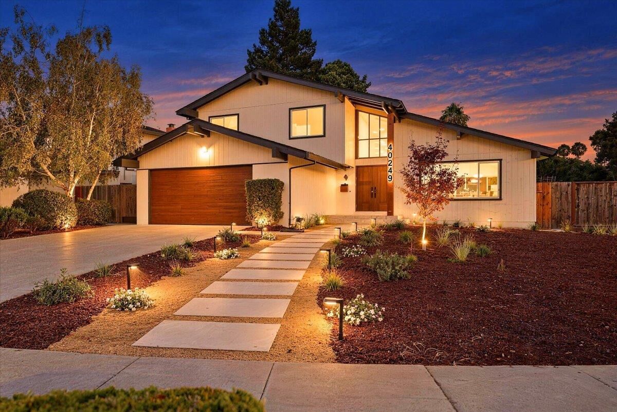 Property Photo: 40249 San Sebastian Place CA 94539