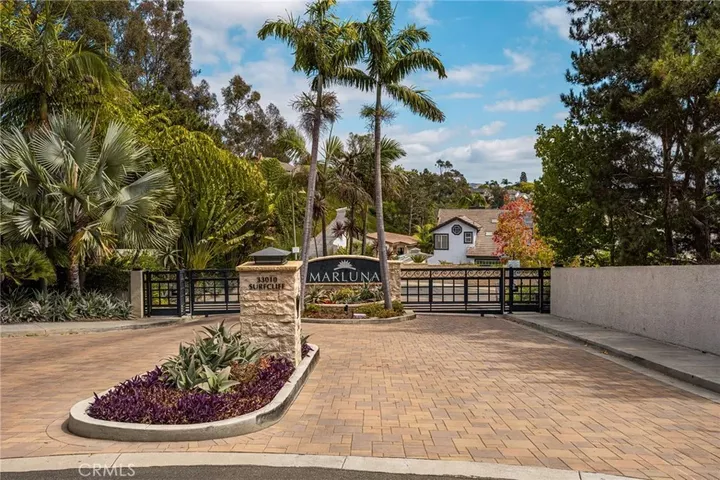 Property Photo:  24932 Summerwind  CA 92629 