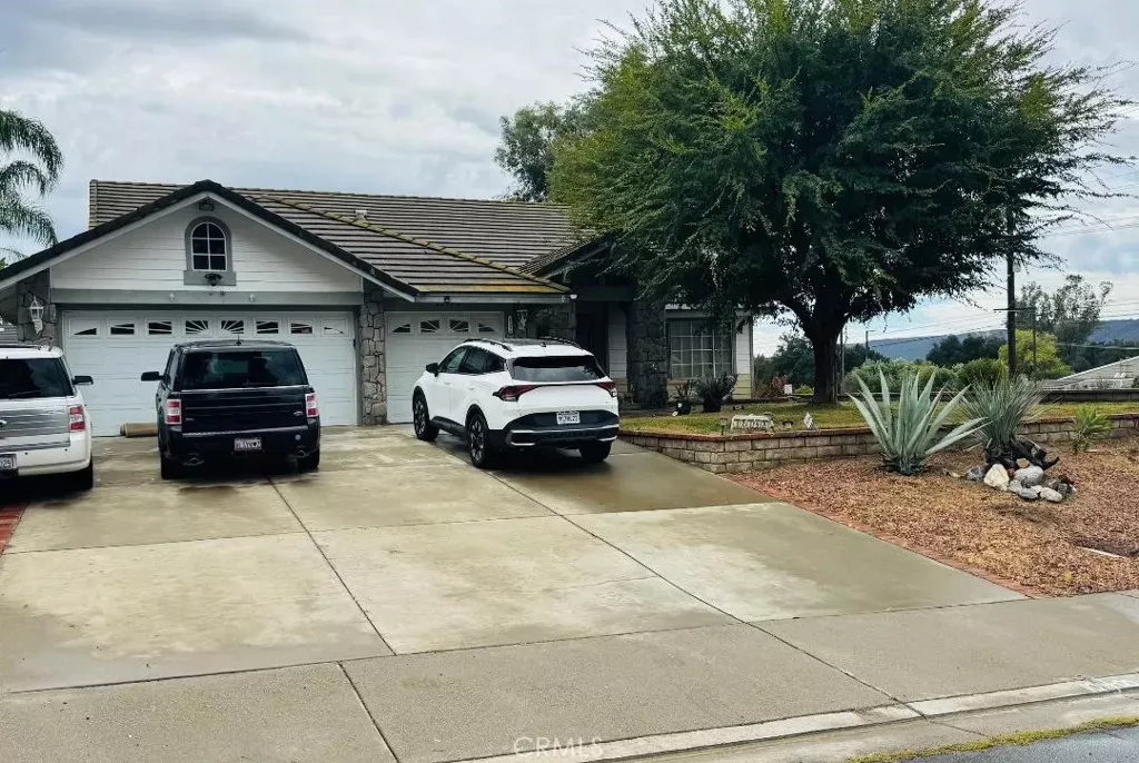 Property Photo:  32398 Harwood Lane  CA 92595 