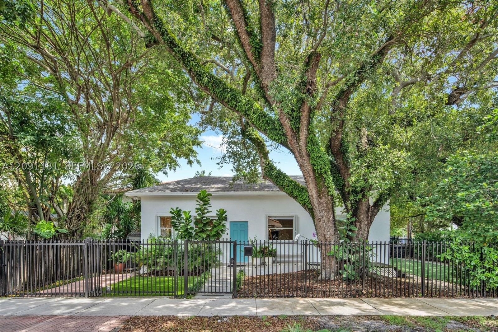Property Photo:  2299 SW 16th Ct A  FL 33145 