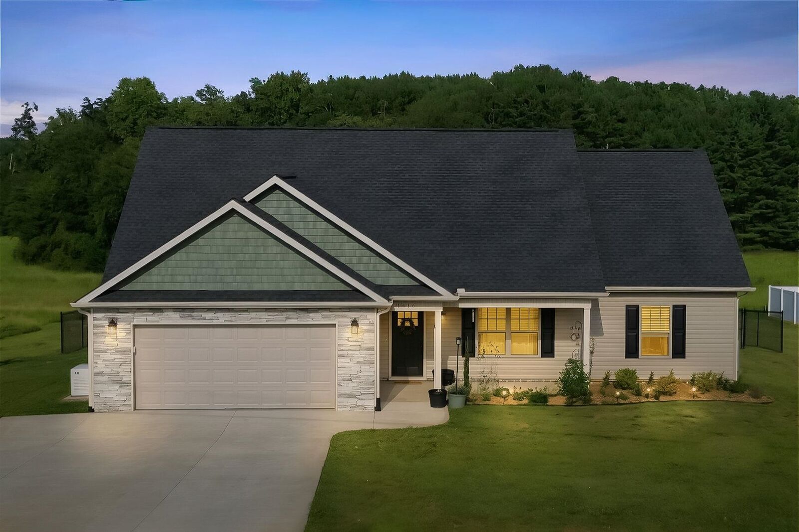 Property Photo: 1416 Oak Ridge Road SC 29341