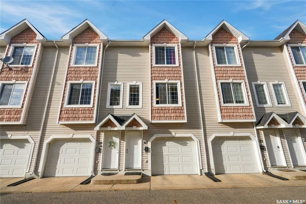 Photo de la propriété:  243 Herold Terrace 40  SK S7V 1J5 