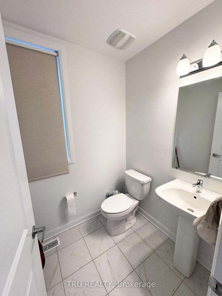 Property Photo:  201 Invention Boulevard  ON K2K 1X7 