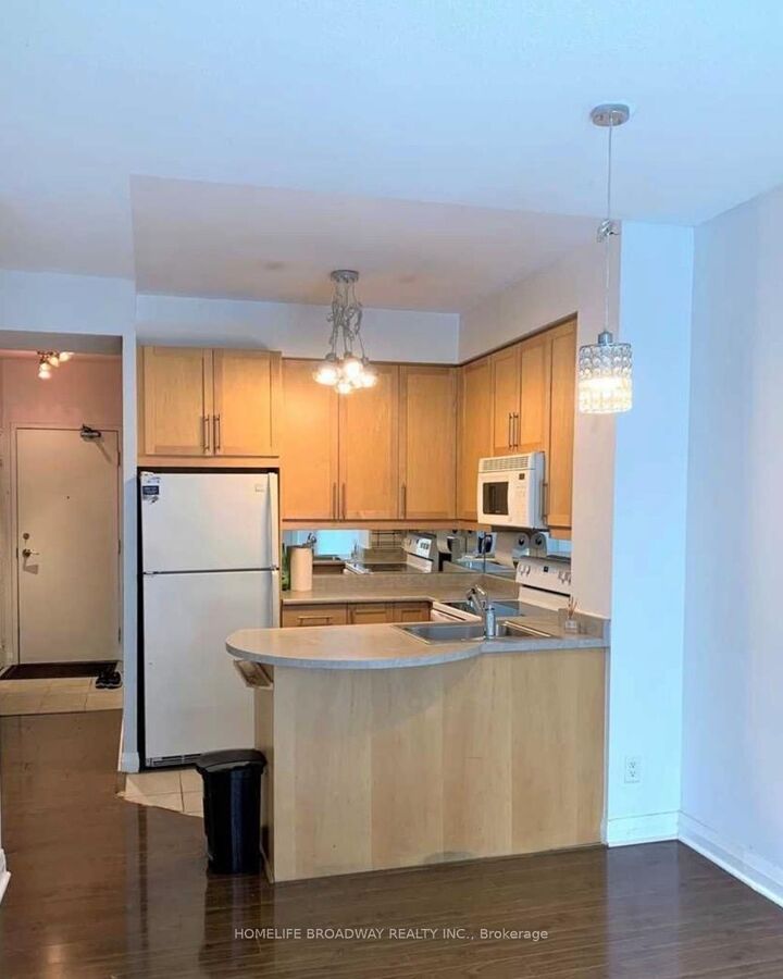 Photo de la propriété:  1121 Bay Street 403  ON M5S 3L9 