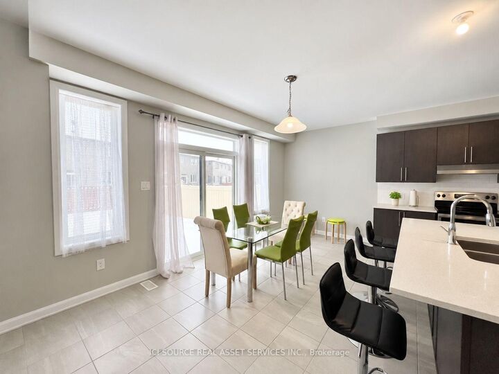 Property Photo:  34 Sweet Pea Way  ON K2T 0K5 