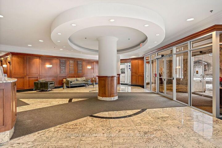 Property Photo:  195 Besserer Street 1602  ON K1N 0B6 