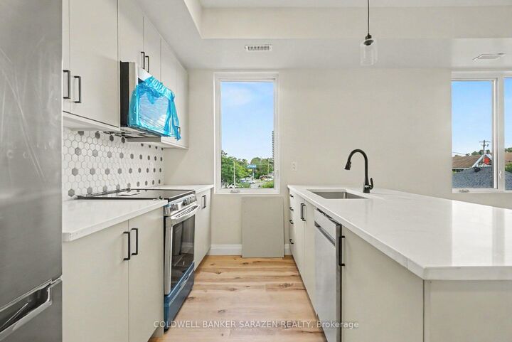 Property Photo:  42 McArthur Avenue 303  ON K1L 6R2 