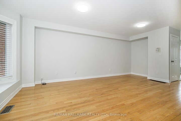Property Photo:  125 Viella Street Main/Base  ON M6N 5C7 