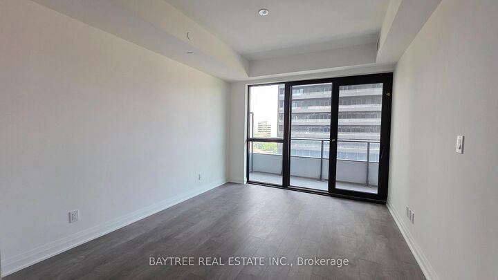 Property Photo:  4015 The Exchange N/A 901  ON L5B 0N9 