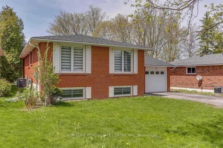 Property Photo:  17 Glenwood Road  ON N5C 3N7 