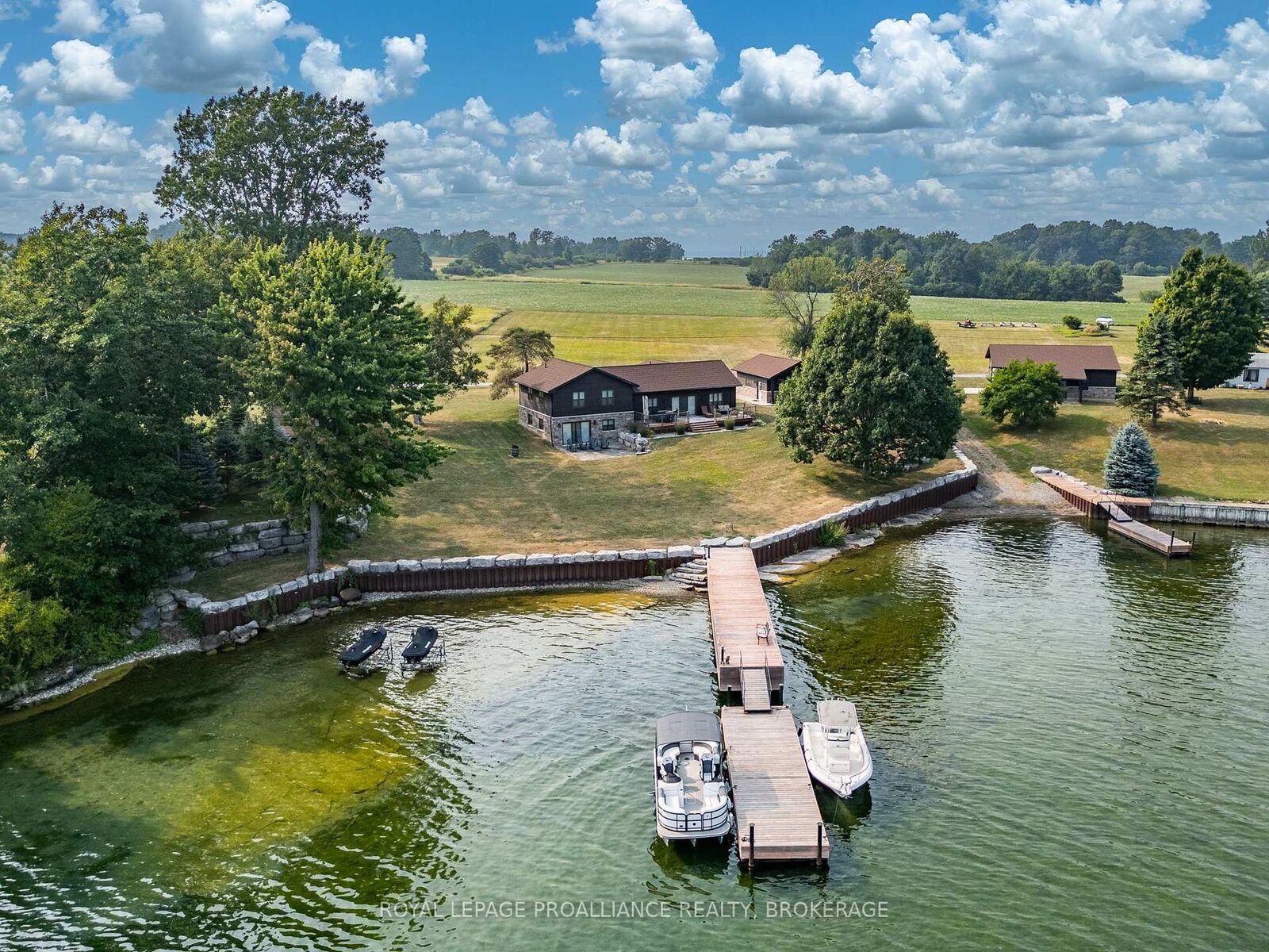 Property Photo: 199 &Amp 213 Leone's Cove Lane ON K0H 2Y0
