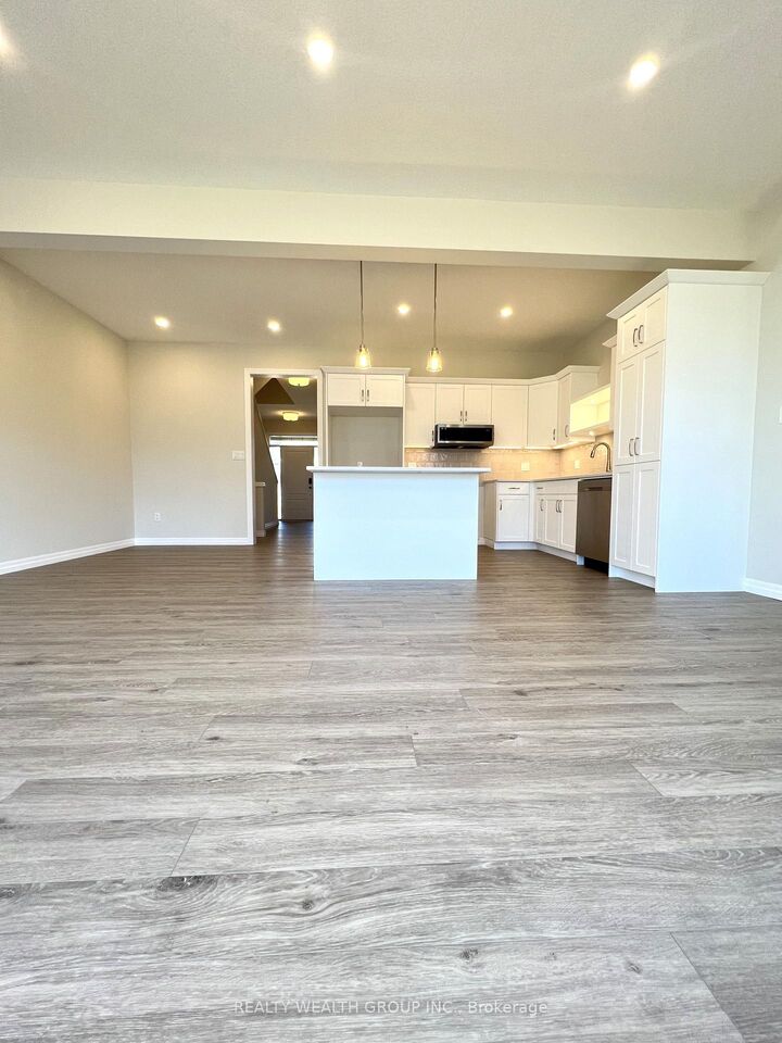 Property Photo:  78 Keba Crescent  ON N4G 0K7 
