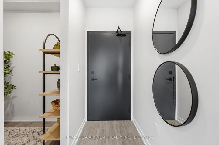 Property Photo:  2500 Saw Whet Boulevard 134  ON L6M 5L7 