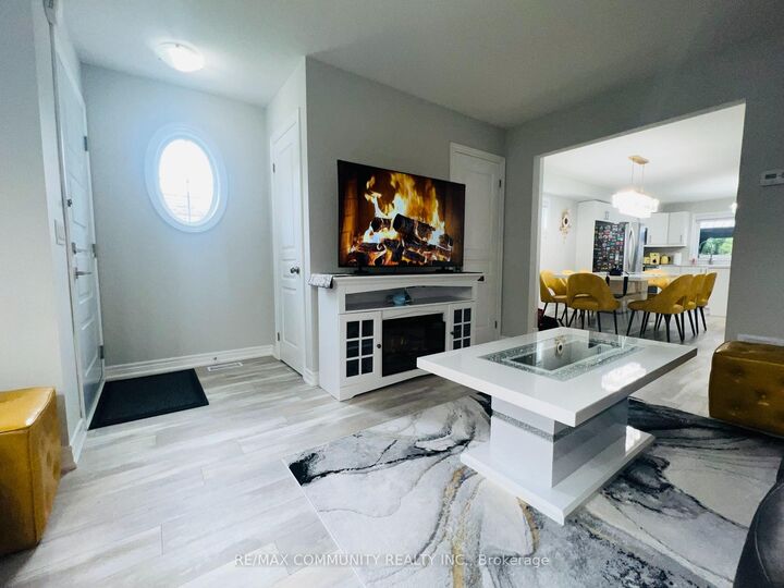 Property Photo:  7768 Ascot Circle 50  ON L2H 3P9 