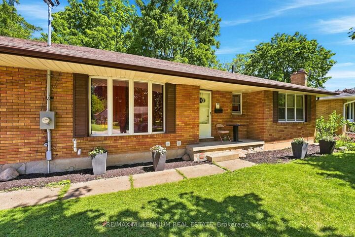 Property Photo:  22 Montgomery Road  ON N5R 1S5 