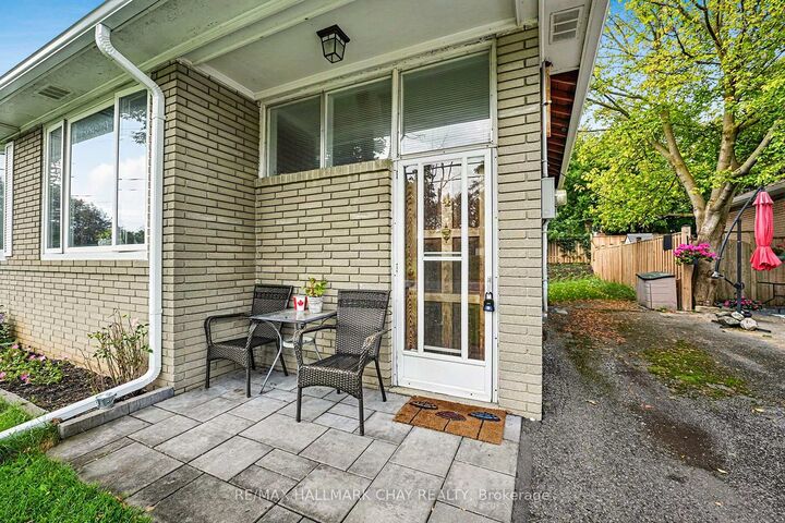 Property Photo: 84 Longford Drive ON L3Y 2Y4