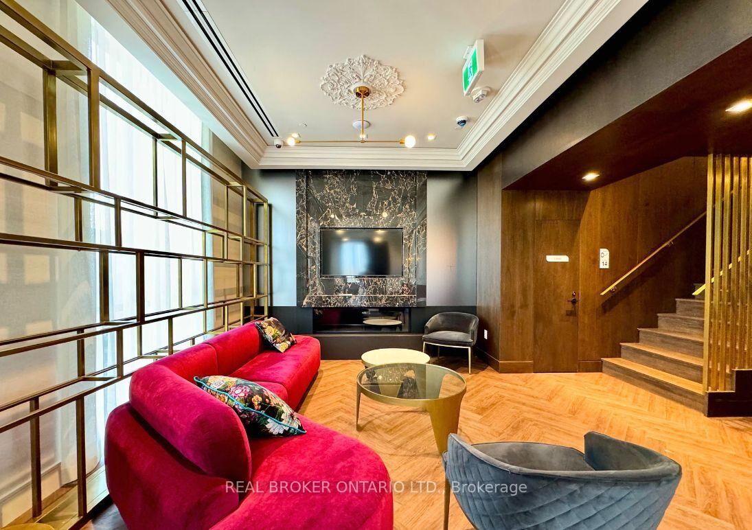 Property Photo:  123 Portland Street 1006  ON M5V 0V9 