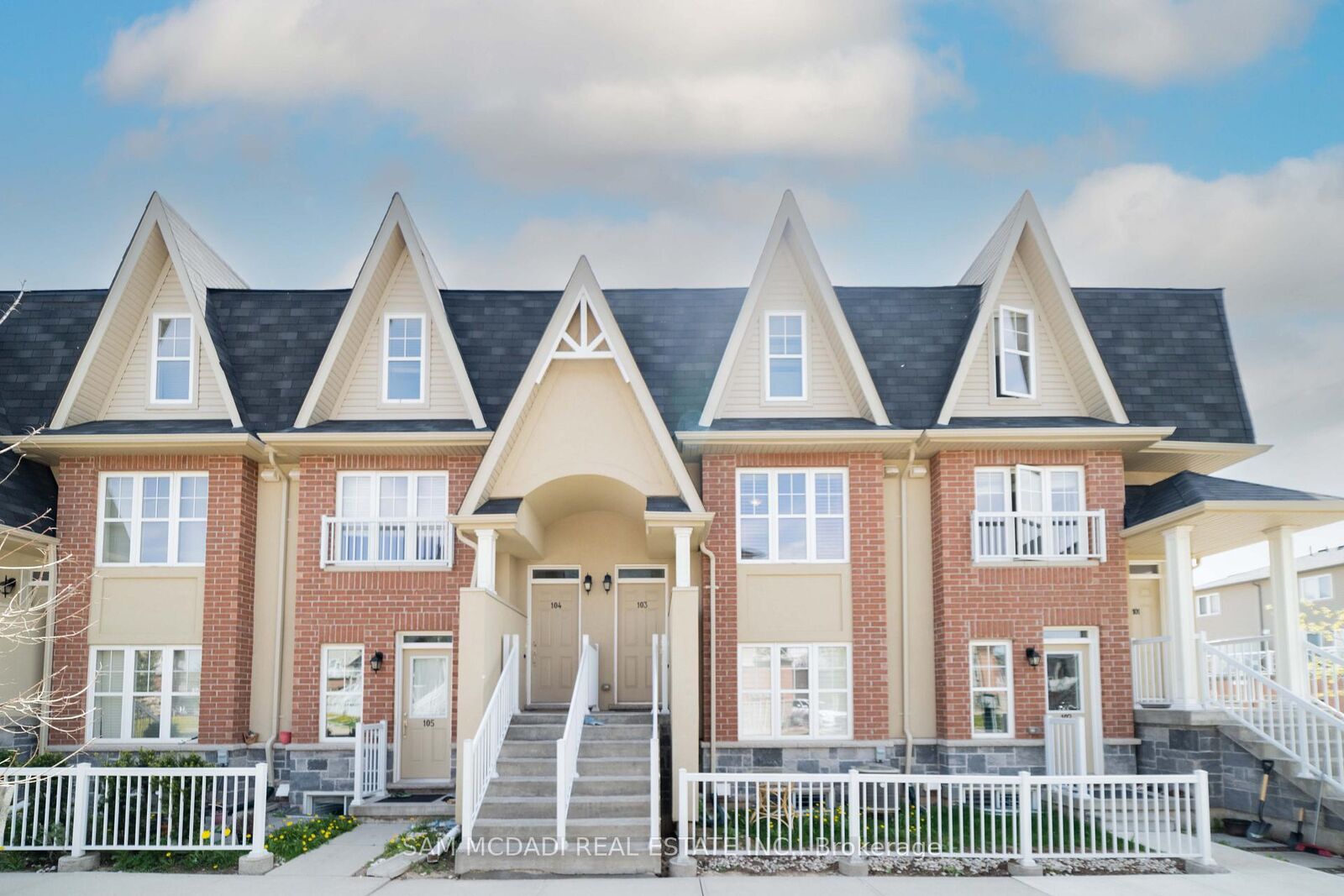Property Photo:  1380 Costigan Road 103  ON L9T 8L2 