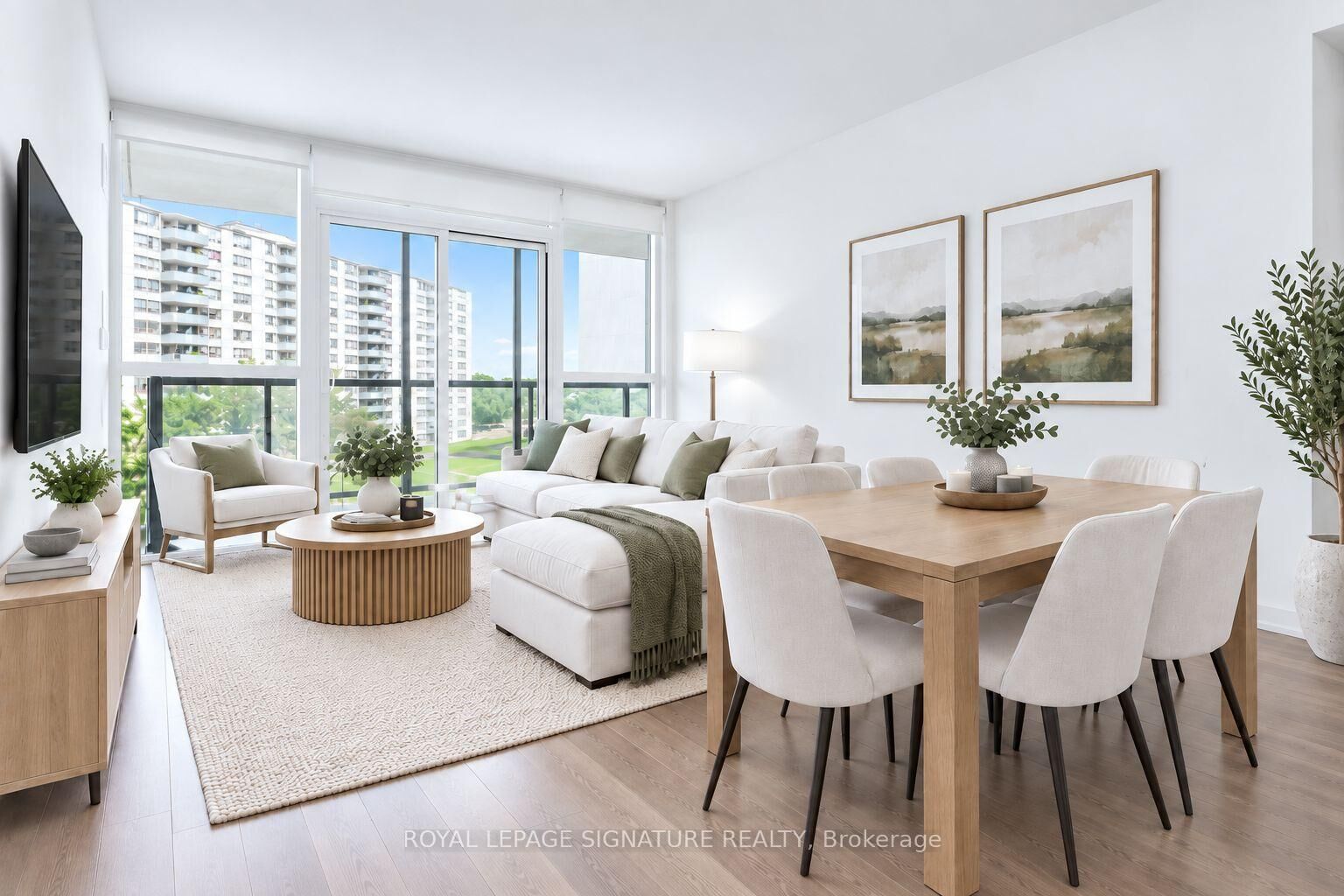 Property Photo:  1461 Lawrence Avenue W 504  ON M6L 0A6 