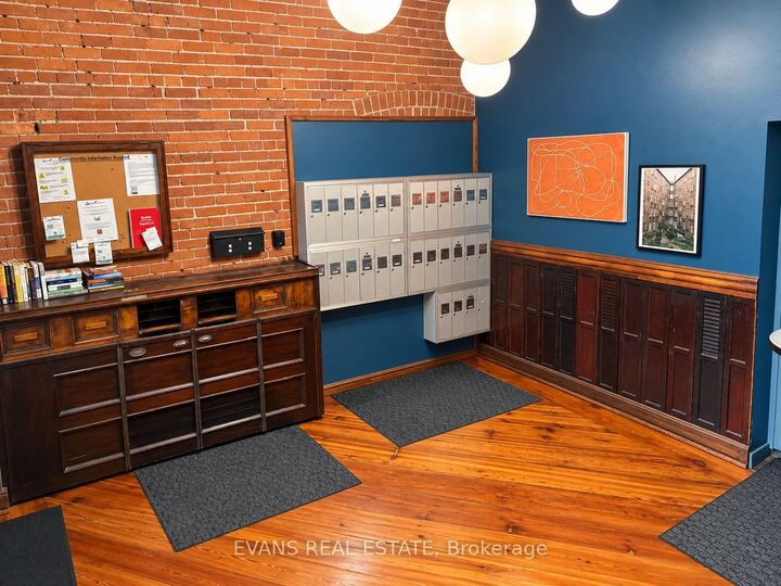 Property Photo:  121 Prescott Avenue 22  ON M6N 3G8 