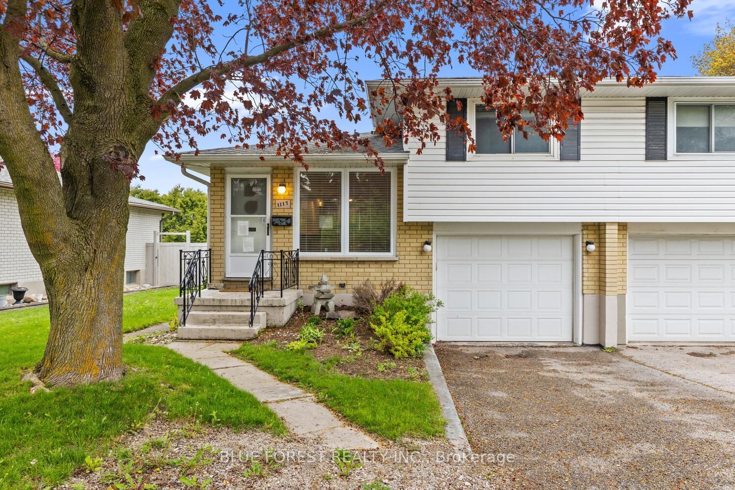 Property Photo:  1117 Byron Baseline Road  ON N6K 2C7 