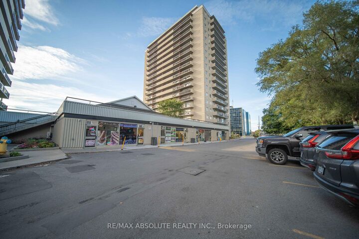 Property Photo:  158 A McArthur Ave Avenue 510  ON K1L 7E7 