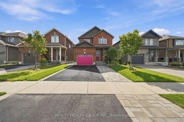 Property Photo:  43 Booth Lane  ON L4N 0S4 
