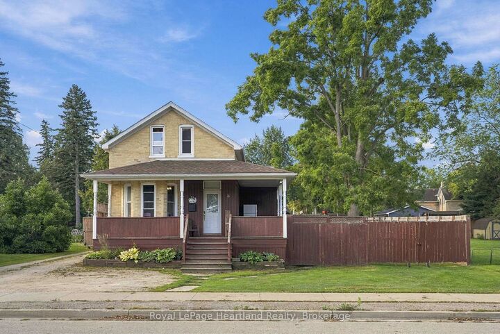 Property Photo:  8 Clarke Street S  ON N0G 1M0 