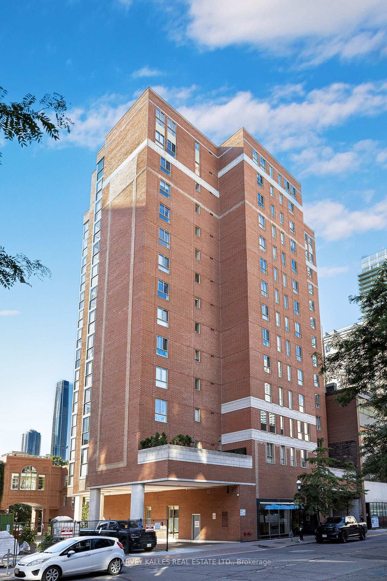 Property Photo: 95 Lombard Street 1405 ON M5C 2V3