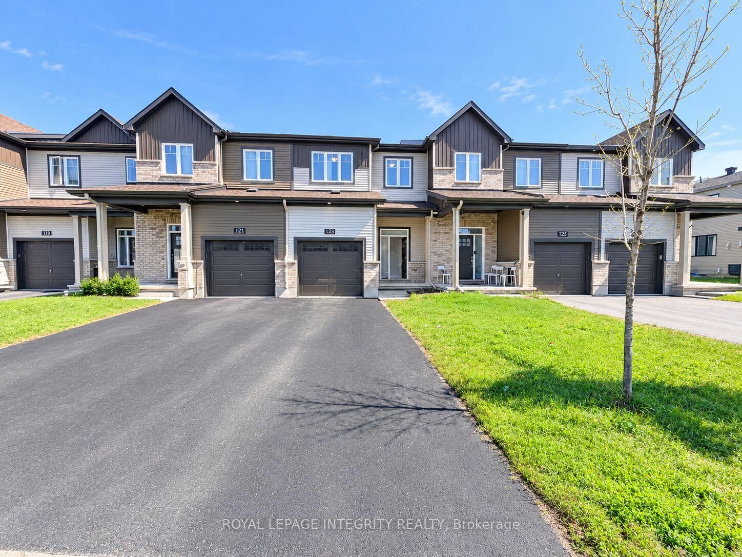 Property Photo:  123 Chakra Street  ON K2J 0K6 