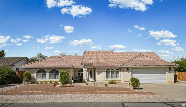 Property Photo: 1133 E McKinley Way UT 84790