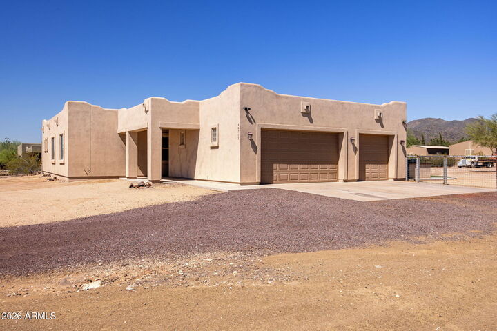 Property Photo: 40712 N 3rd Avenue AZ 85086