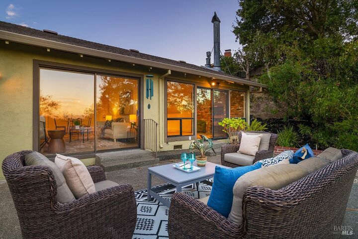 Property Photo:  22 Terry Circle  CA 94947 