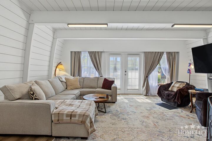 Property Photo:  17535 26 Avenue House  BC V3Z 0A4 