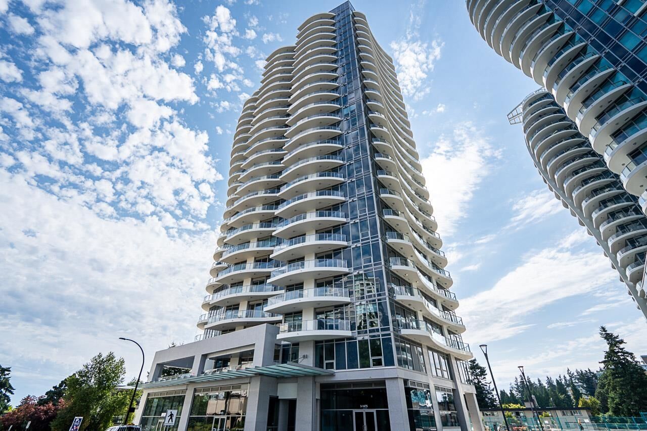 Property Photo:  1475 Foster Street 202  BC V4B 0C9 