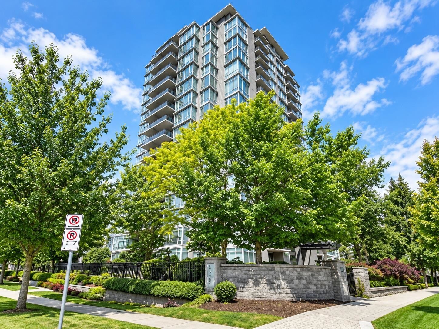 Property Photo:  555 Delestre Avenue 705  BC V3K 0A9 