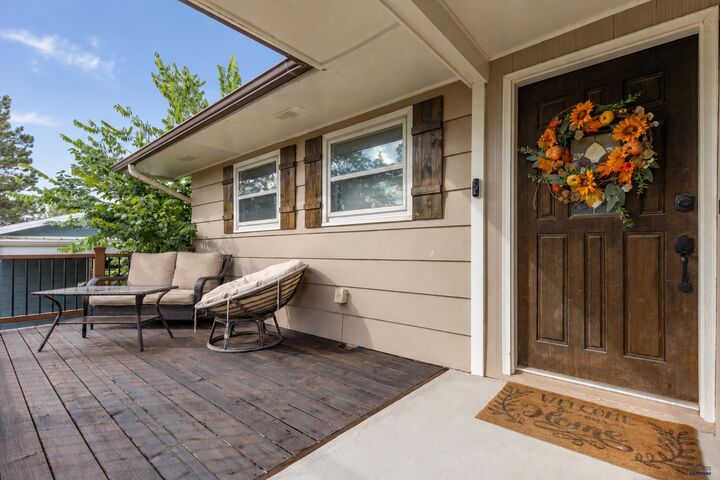 Property Photo:  117 N Platt  SD 57702 