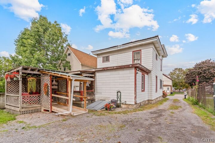 Property Photo:  60 E North St  NY 13357 