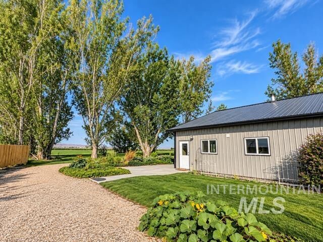 Property Photo: 5533 Buntrock Rd ID 83639