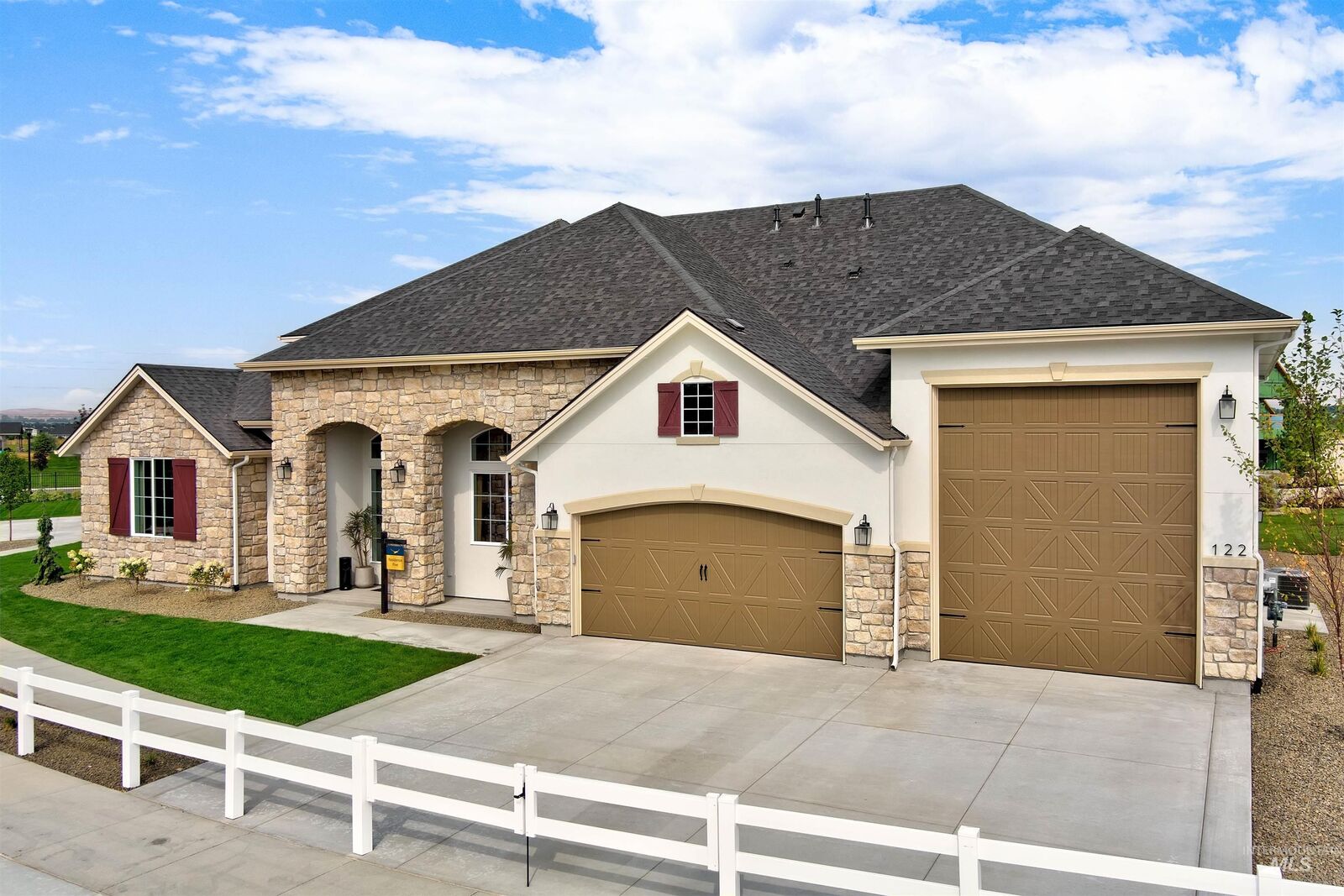 Property Photo: 4357 W Estuary Ct. ID 83616