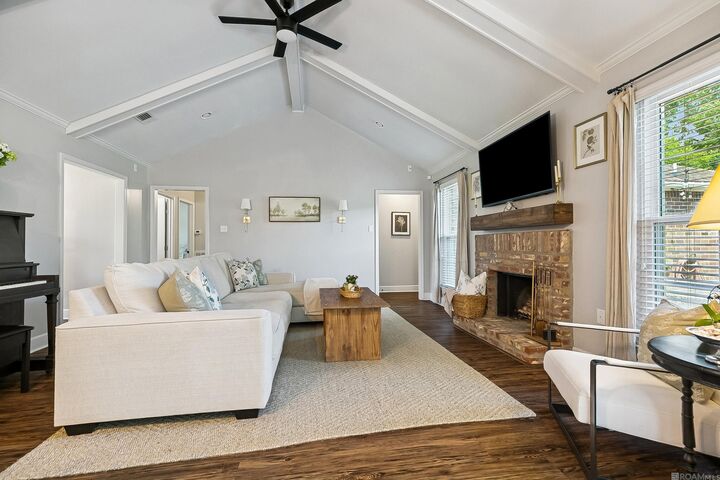 Property Photo: 1311 Tallwood Dr LA 70816