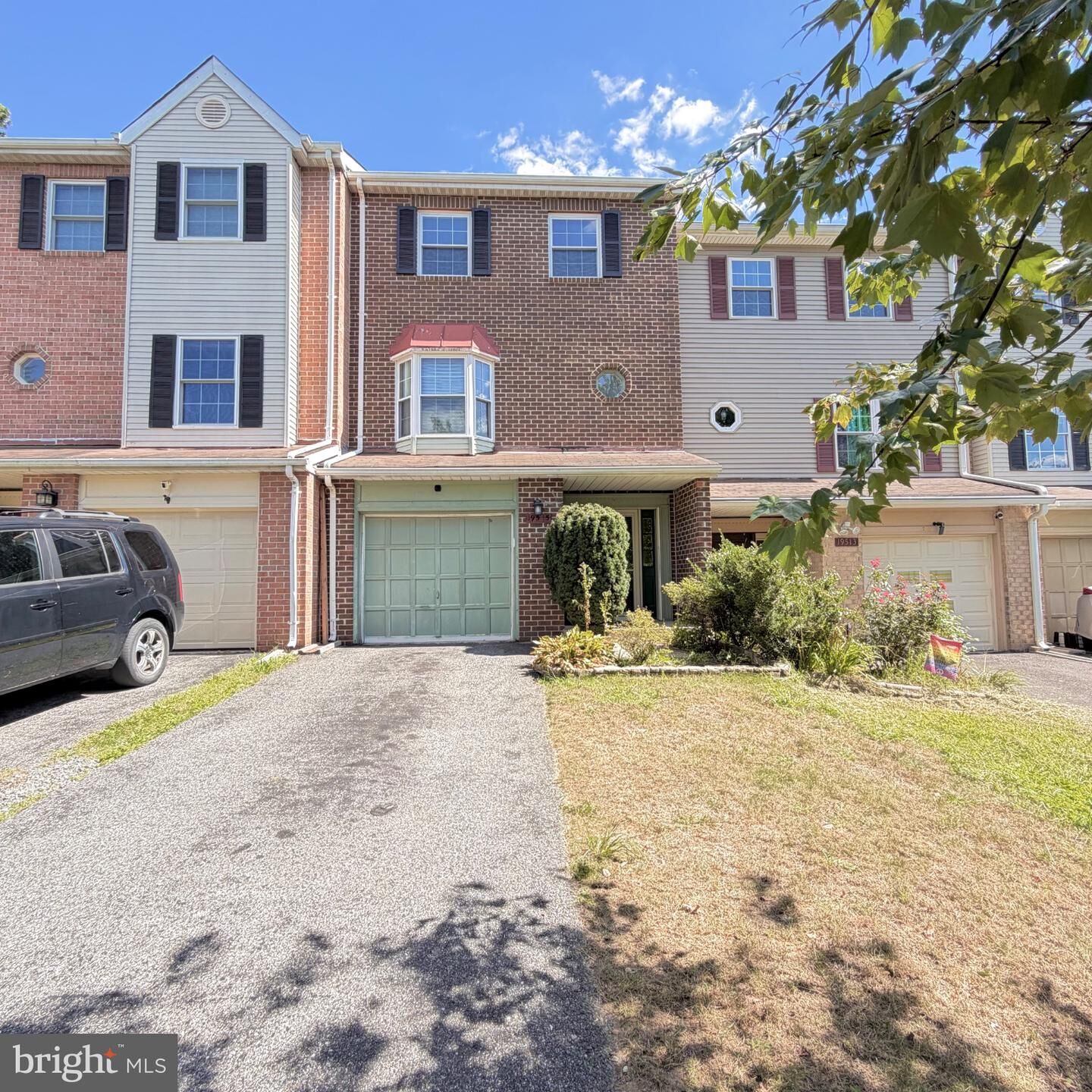 Property Photo:  19515 White Saddle Drive  MD 20874 