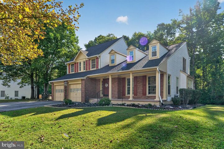 Property Photo: 7407 Lake Glen MD 20769