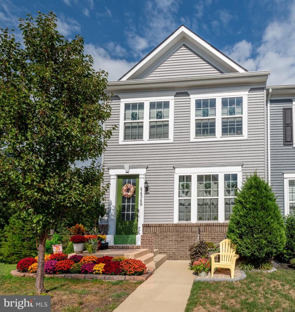 Property Photo:  44340 Azalea Way  MD 20619 