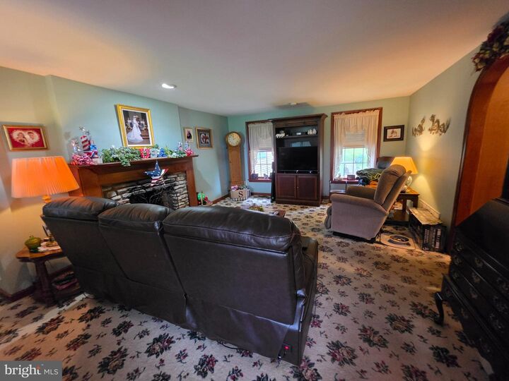 Property Photo:  186 Folly Road  PA 18914 