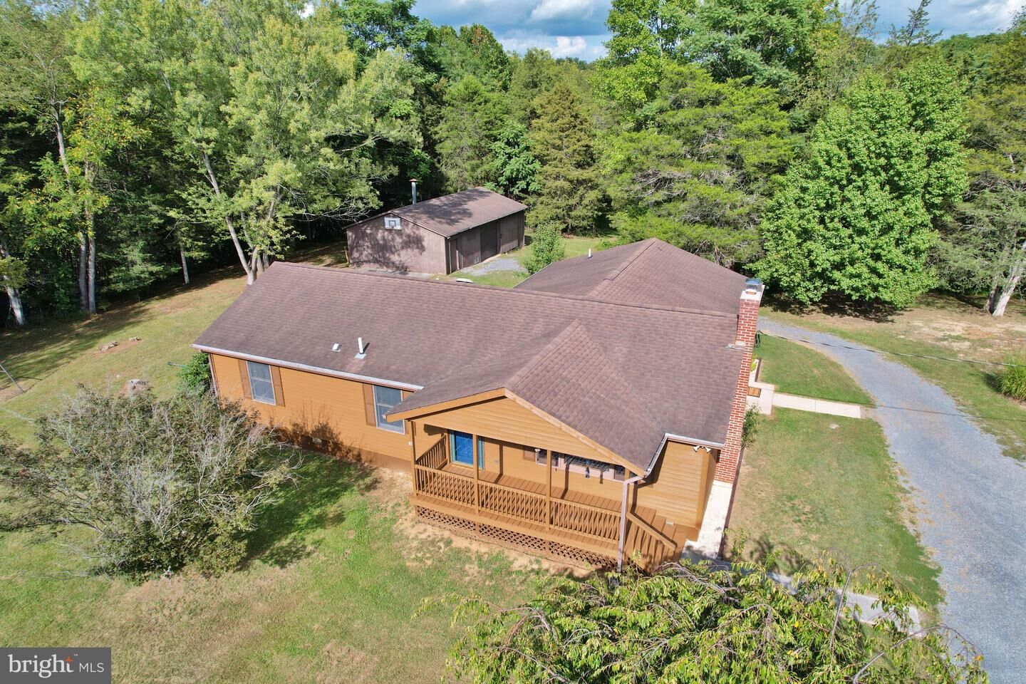 Property Photo:  338 Calamus Lane  VA 22657 