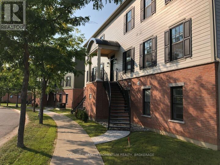 Property Photo:  120 Garrison Village Drive 101  ON L0S 1J0 